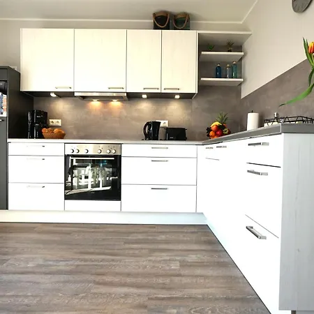 Lägenhet Bernstein & Breakfast 09